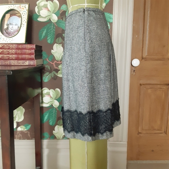 INTUITIONS Tweed Skirt with Lace Trim Size 4 - Picture 8 of 11